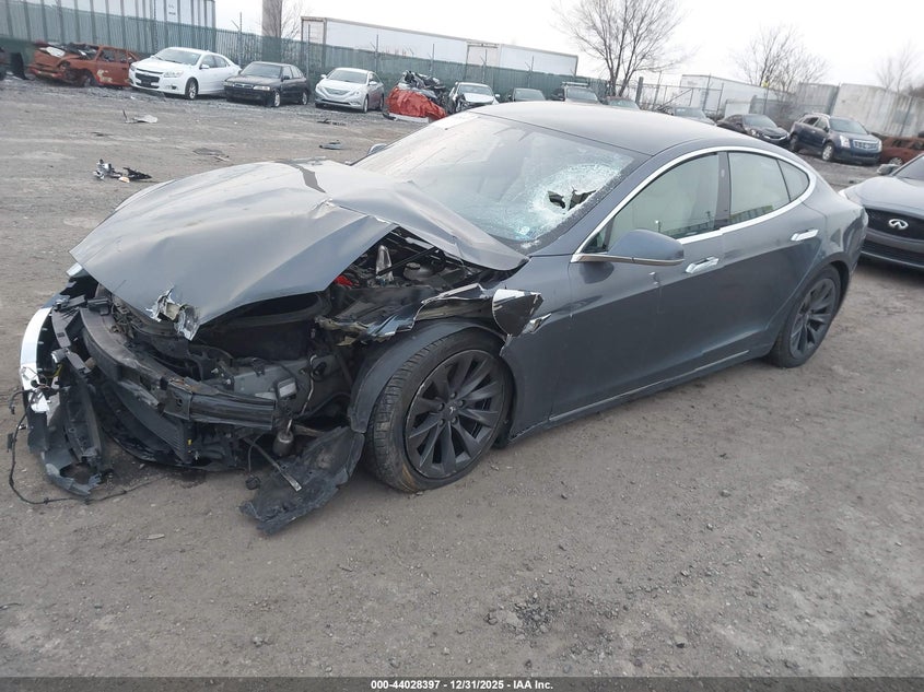 2020 Tesla Model S Long Range Dual Motor All-Wheel Drive/Long Range Plus Dual Motor All-Wheel Drive