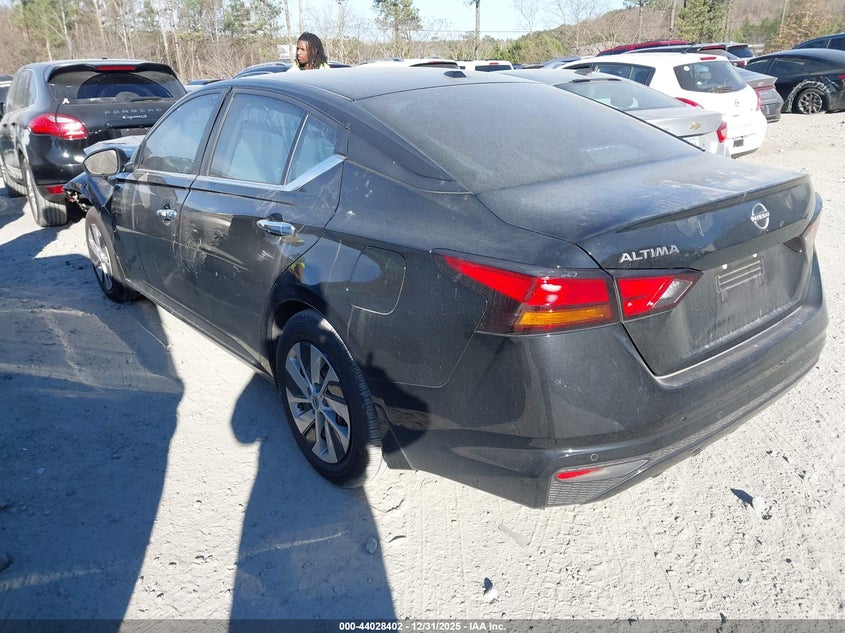 2025 Nissan Altima S Fwd