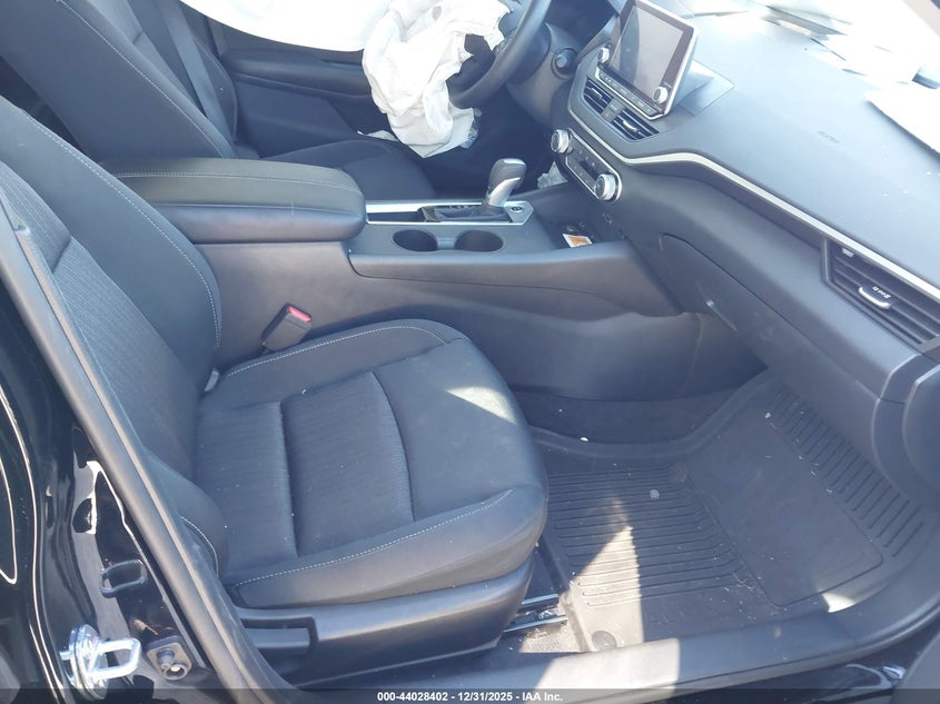 2025 Nissan Altima S Fwd