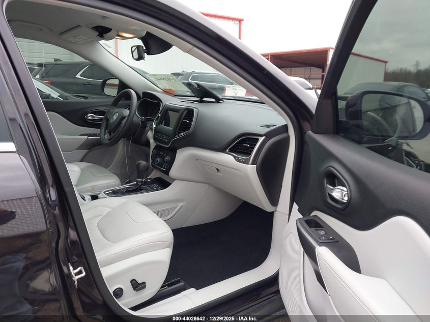 2021 Jeep Cherokee Latitude Lux 4X4