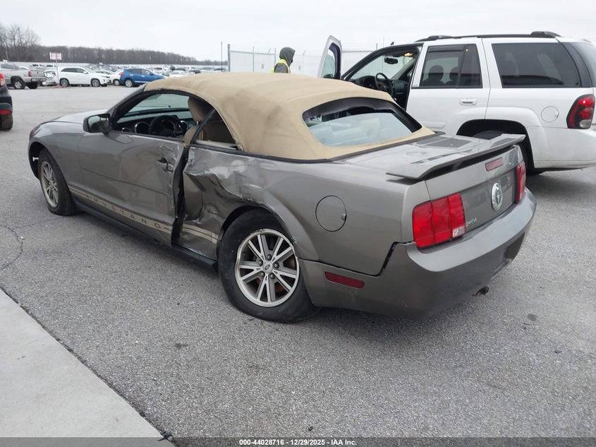 2005 Ford Mustang