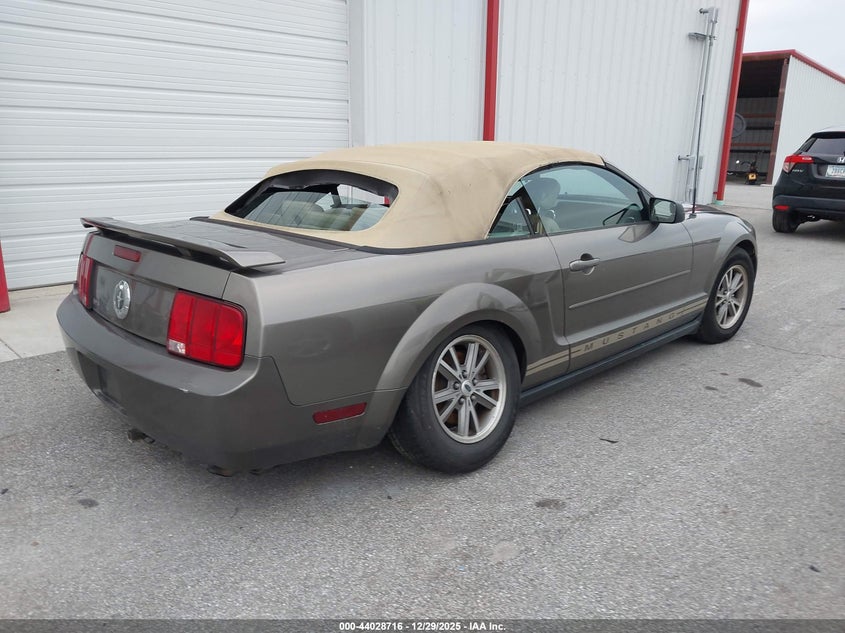 2005 Ford Mustang