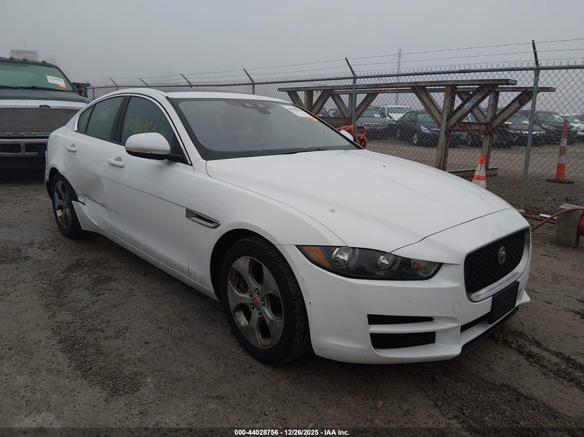 SAJAR4BG9HA977978 2017 Jaguar Xe 25T auction photo 1