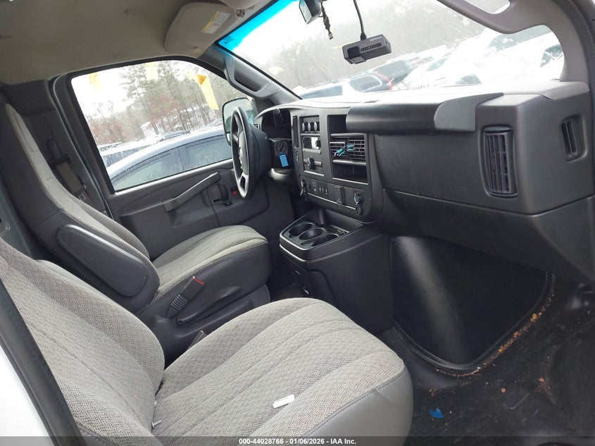 2024 GMC Savana Cargo Rwd 2500 Regular Wheelbase Work Van