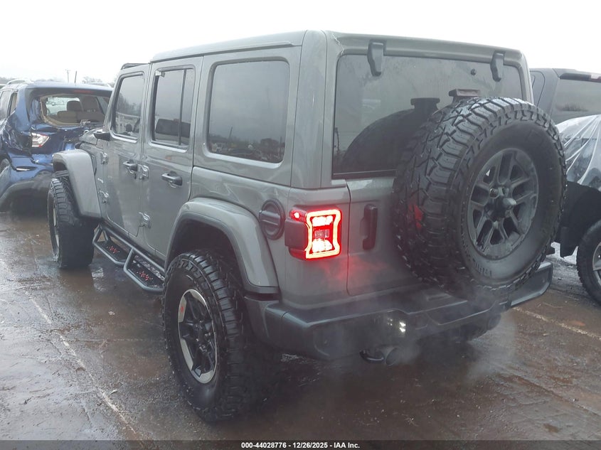 2020 Jeep Wrangler Unlimited Sahara 4X4