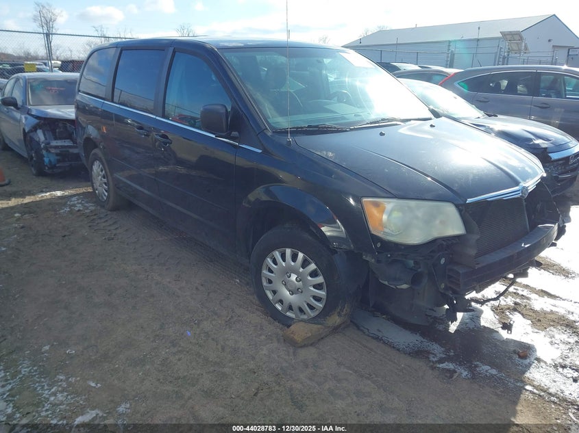 2A4RR4DEXAR188649 2010 Chrysler Town & Country Lx auction photo 1