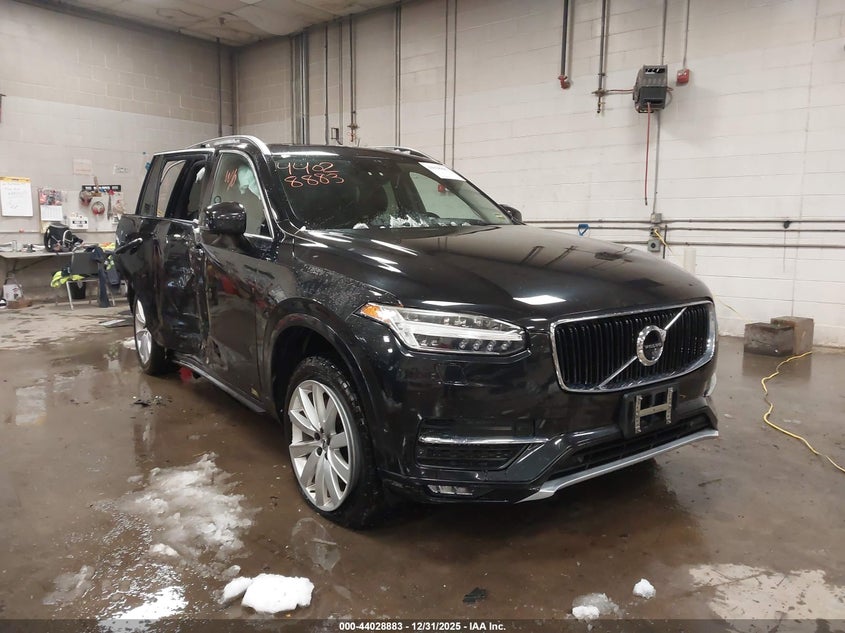 2016 Volvo Xc90 T6 Momentum