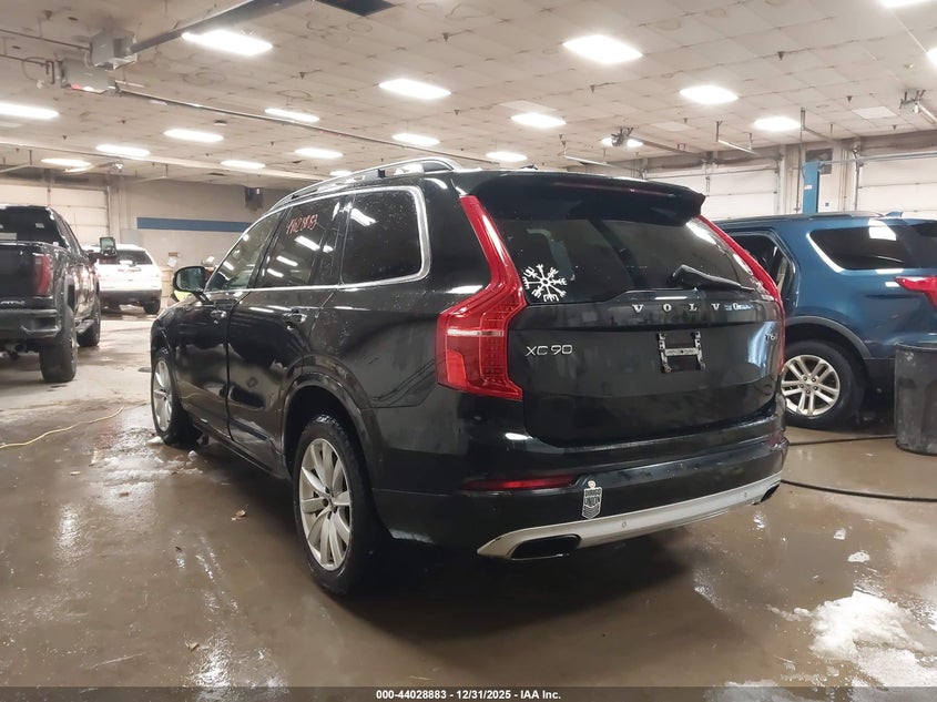 2016 Volvo Xc90 T6 Momentum