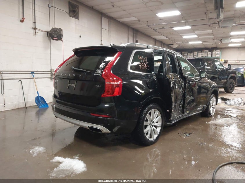 2016 Volvo Xc90 T6 Momentum