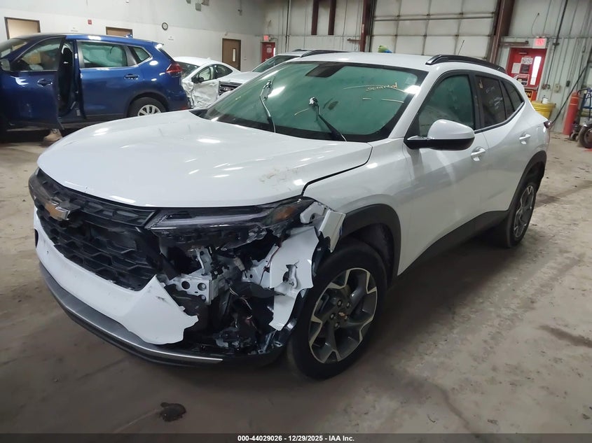 2025 Chevrolet Trax Fwd Lt