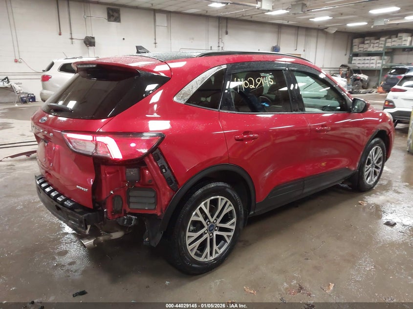 2022 Ford Escape Sel