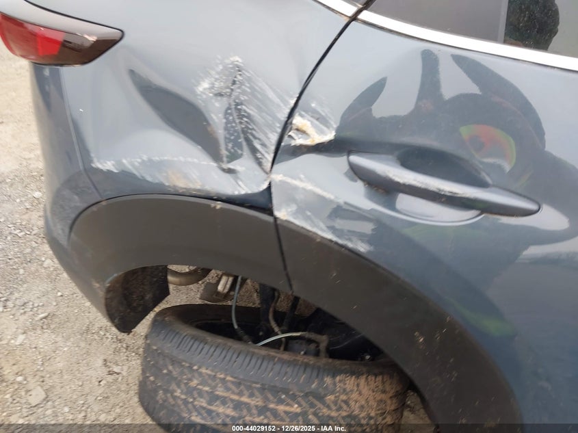 2023 Mazda Cx-30 2.5 S Carbon Edition VIN: 3MVDMBCM4PM579371 Lot: 44029152