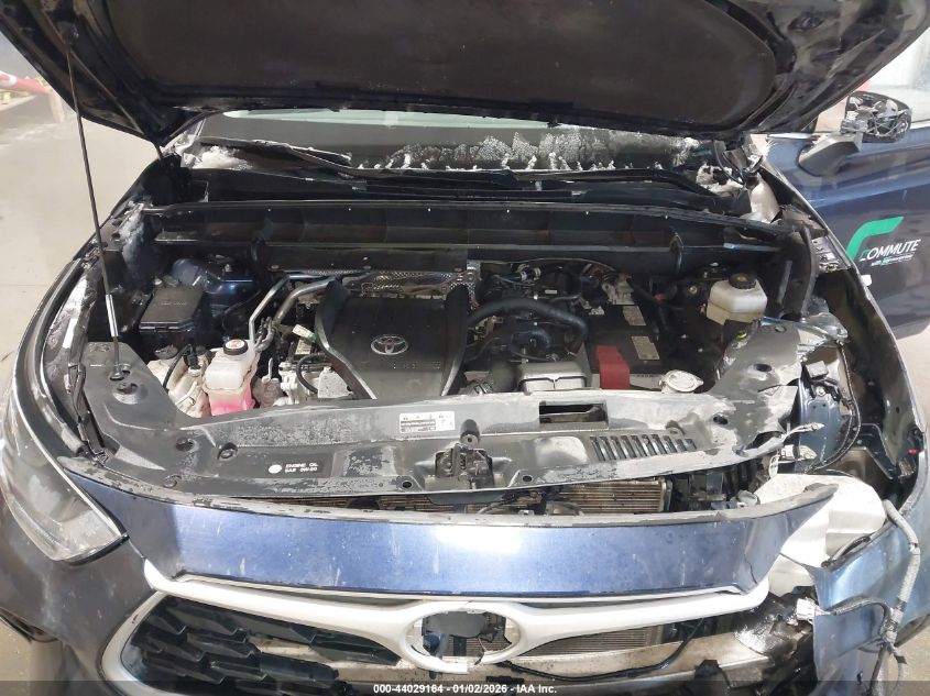 2024 Toyota Highlander - 5TDKDRBH3RS556365