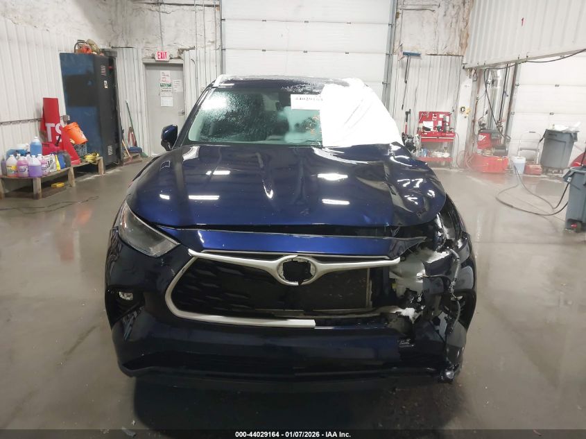 2024 Toyota Highlander - 5TDKDRBH3RS556365