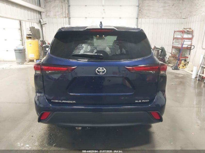 2024 Toyota Highlander - 5TDKDRBH3RS556365