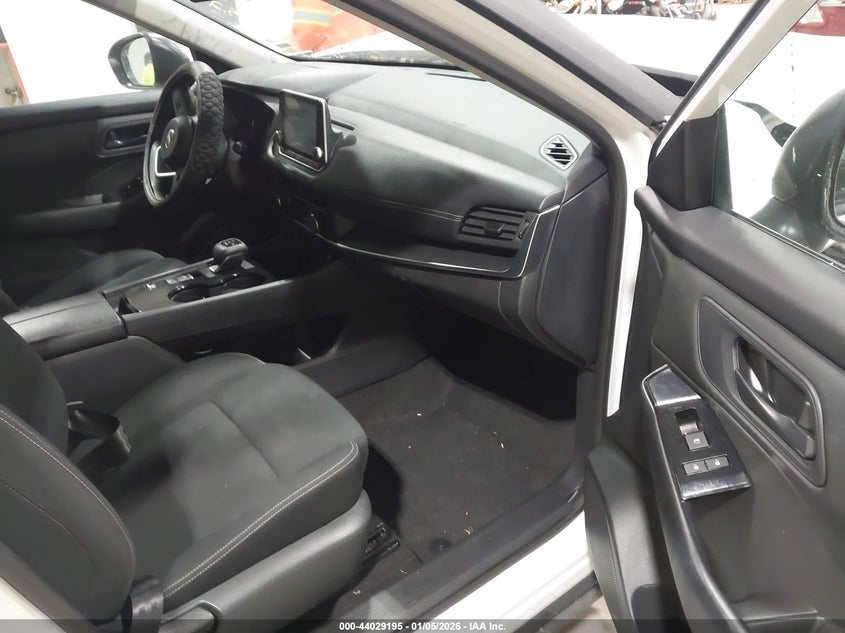 2024 Nissan Rogue S Fwd