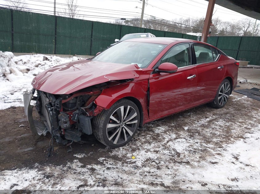 2020 Nissan Altima Platinum Fwd