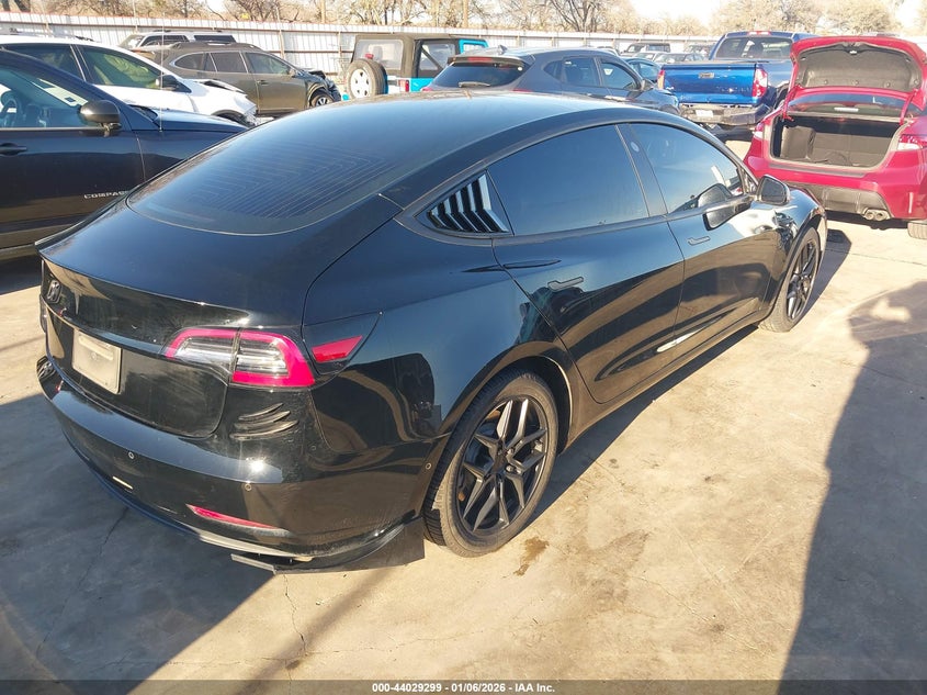 2020 Tesla Model 3 Standard Range Plus Rear-Wheel Drive/Standard Range Rear-Wheel Drive