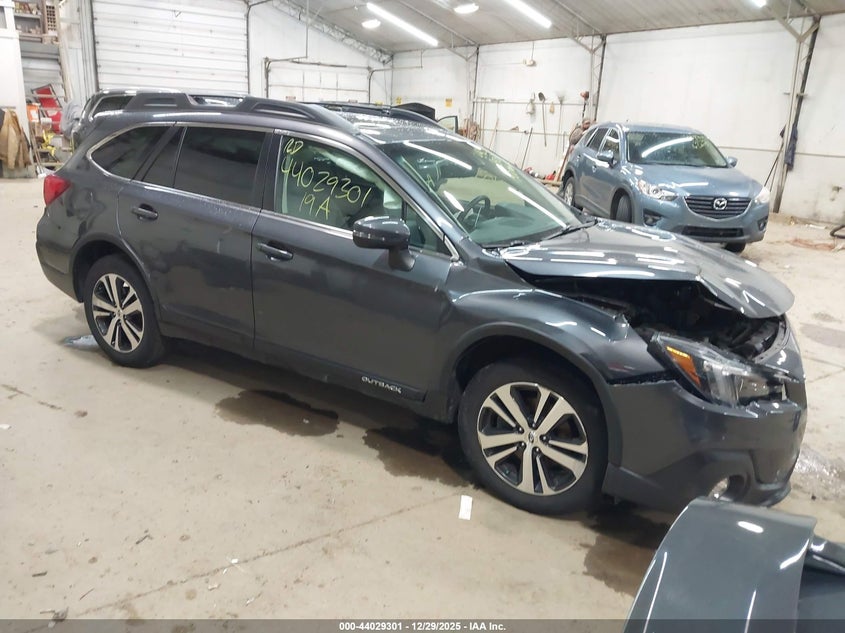 4S4BSANC6K3330749 2019 Subaru Outback 2.5I Limited auction photo 1