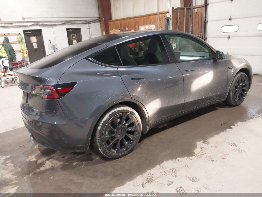 VIN 7SAYGAEE6PF712391 2023 TESLA MODEL Y AWD/LONG RANGE DUAL MOTOR ALL-WHEEL DRIVE