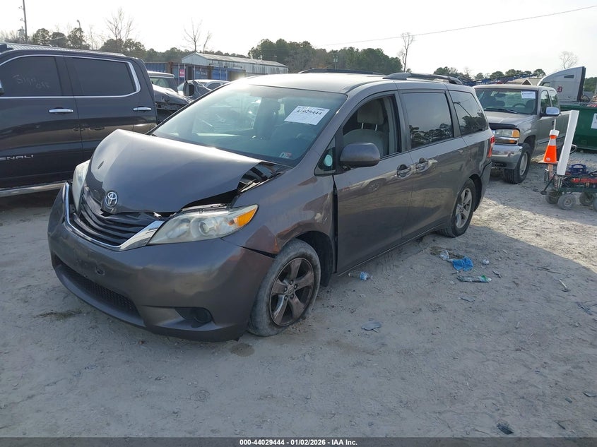 2011 Toyota Sienna Le V6