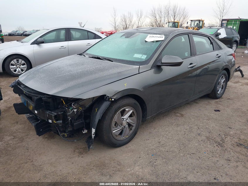 2024 Hyundai Elantra Se