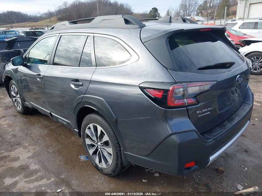 2025 Subaru Outback Limited Xt