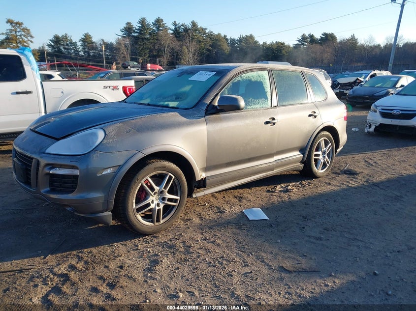 2010 Porsche Cayenne Gts
