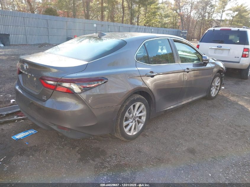 2021 Toyota Camry Le Awd