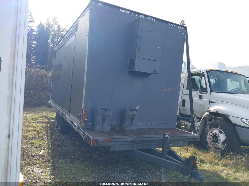 2010 Trailer 24 Iron Eagle Summit