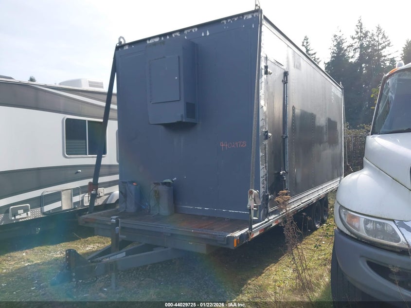 2010 Trailer 24 Iron Eagle Summit