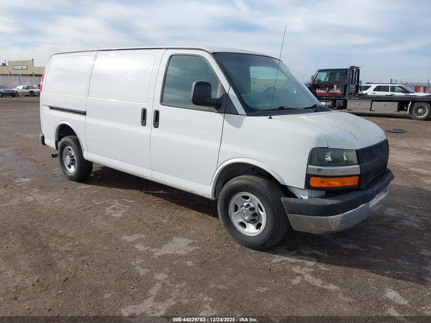 1GCWGFCAXE1159798 2014 Chevrolet Express 2500 Work Van auction photo 1