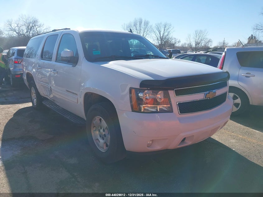 1GNSKJE71ER203066 2014 Chevrolet Suburban 1500 Lt auction photo 1