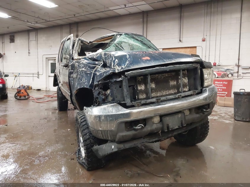 2004 FORD F-350 LARIAT/XL/XLT
