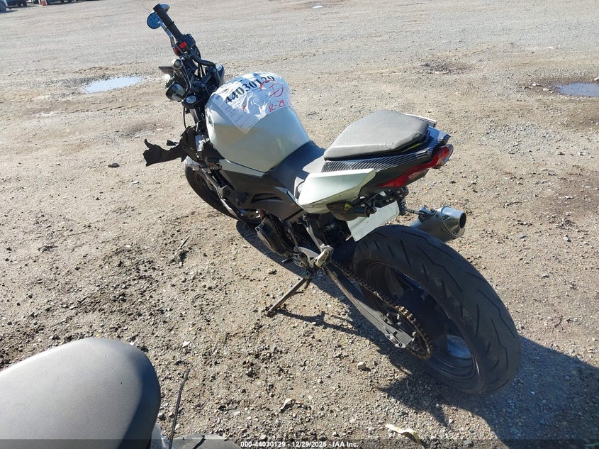 2023 Kawasaki Er400 D