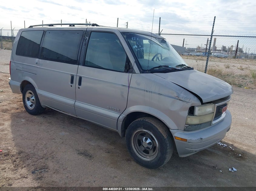 GMC SAFARI 1999. Lot# 44030131. VIN 1GKDM19W7XB527829. Photo 1