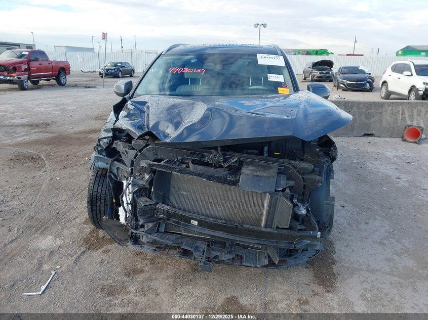 2024 Hyundai Palisade Limited VIN: KM8R54GE1RU688254 Lot: 44030137