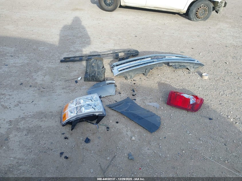 2024 Hyundai Palisade Limited VIN: KM8R54GE1RU688254 Lot: 44030137