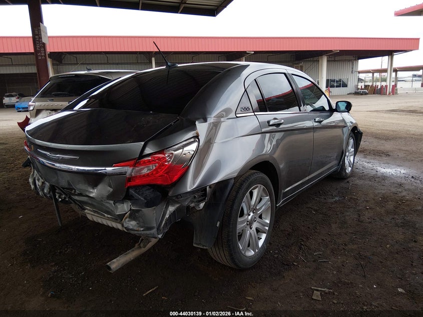 2013 Chrysler 200 Lx
