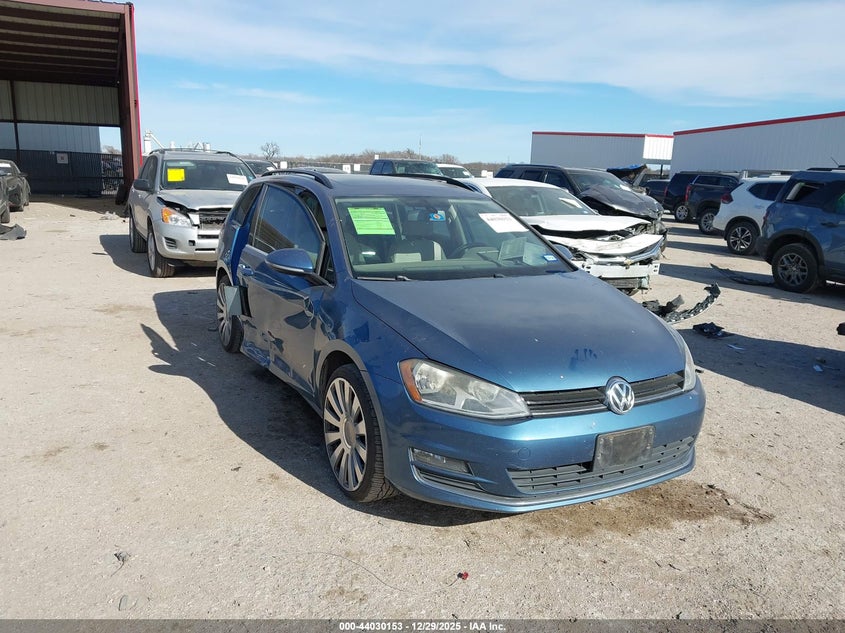 2015 Volkswagen Golf Sportwagen Tdi Se 4-Door