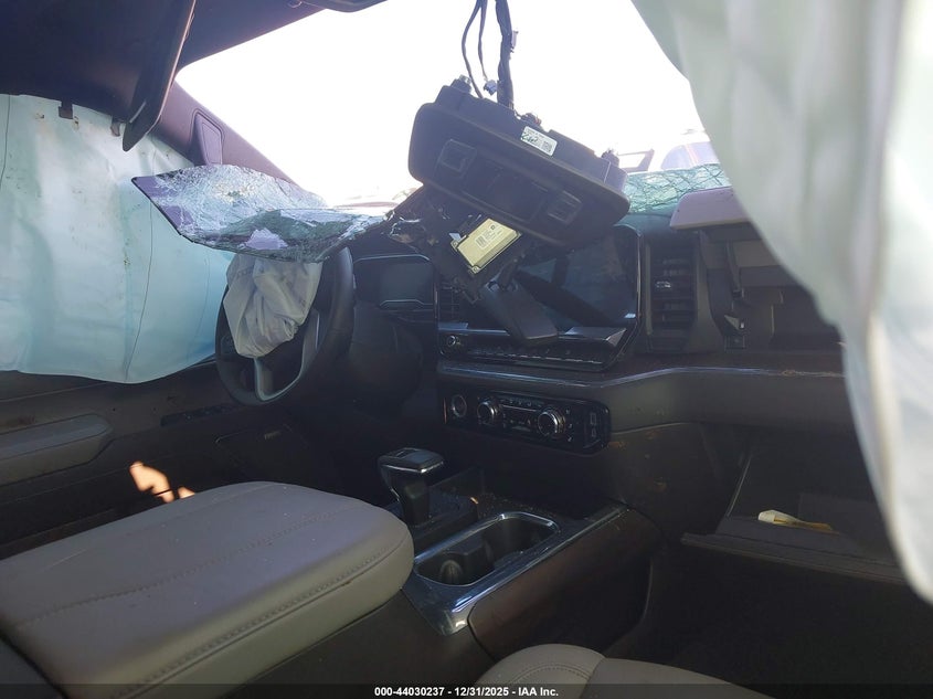 2023 GMC Sierra 1500 4Wd Short Box Slt