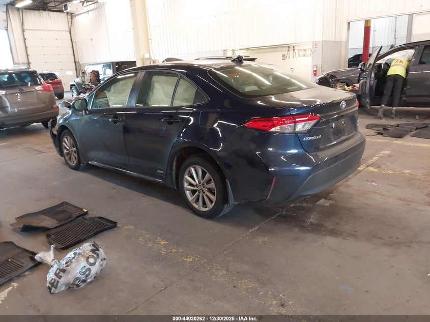 2025 Toyota Corolla Hybrid Le