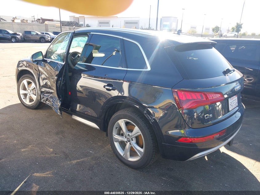 2020 Audi Q5 Premium 45 Tfsi Quattro S Tronic/Titanium Premium 45 Tfsi Quattro S Tronic