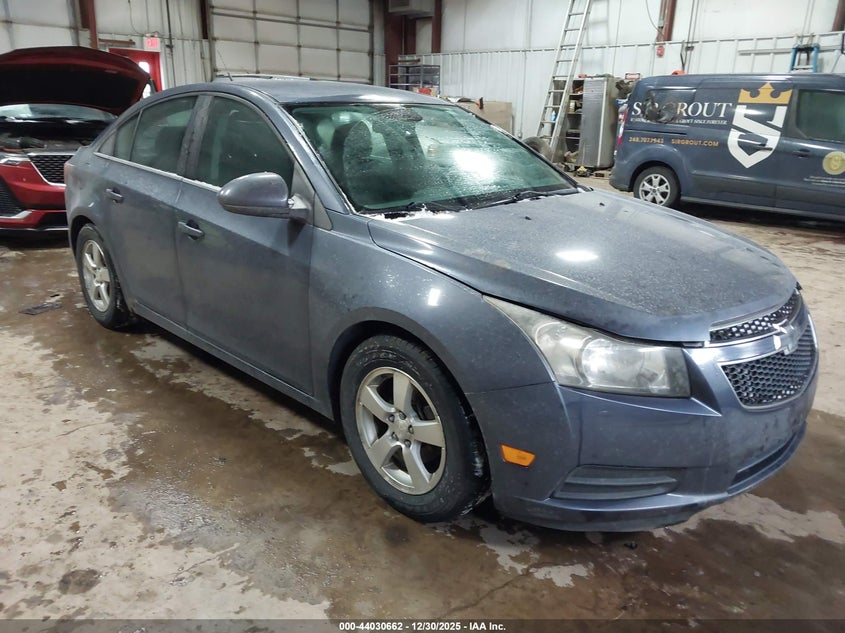 CHEVROLET CRUZE 1LT AUTO