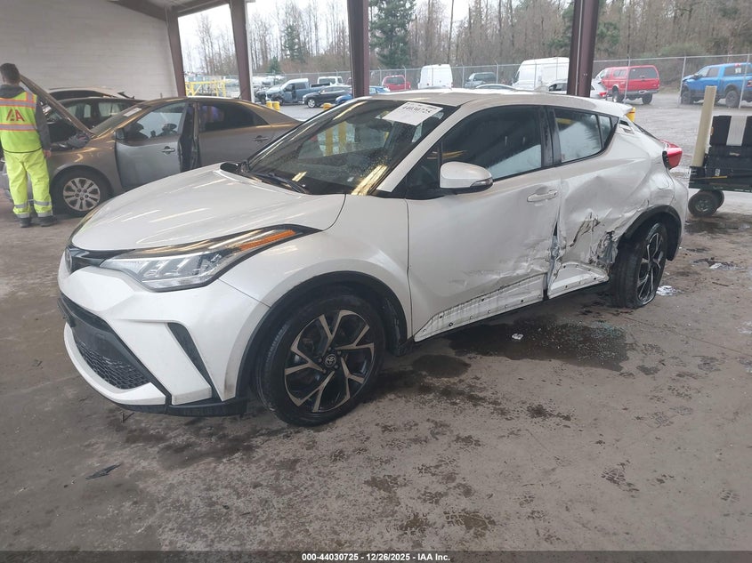 2022 Toyota C-Hr Xle