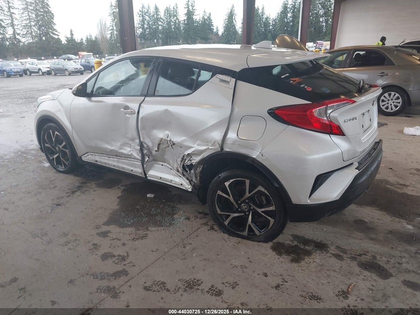 2022 Toyota C-Hr Xle