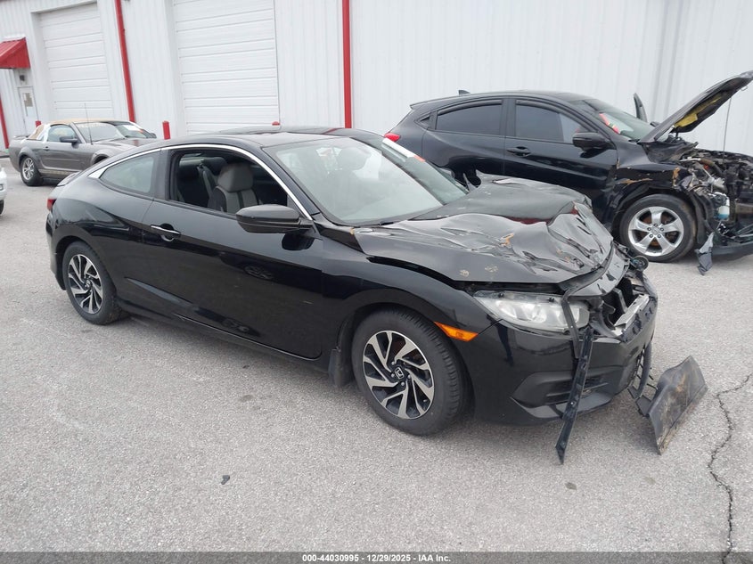 2HGFC4B02HH304302 2017 Honda Civic Lx-P auction photo 1