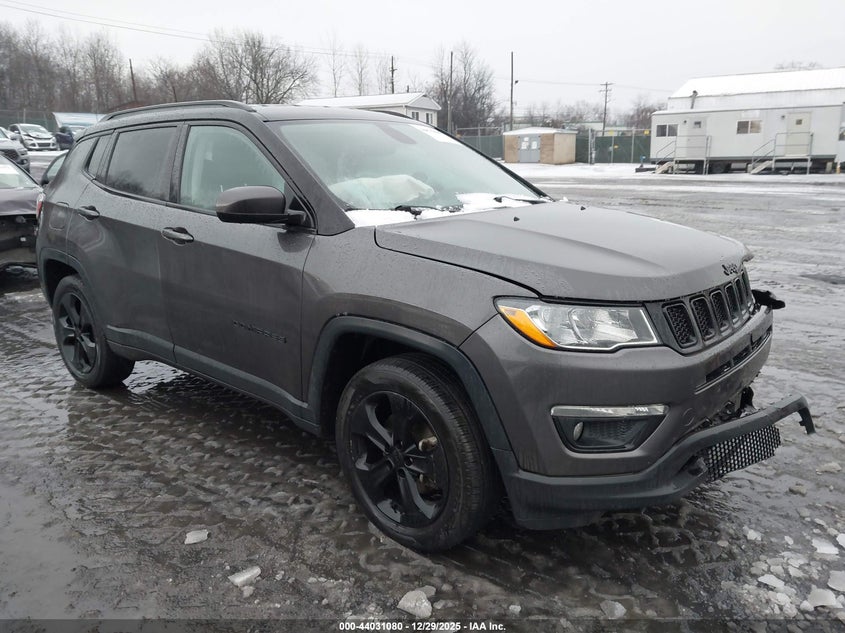 3C4NJDBB8JT395493 2018 Jeep Compass Altitude 4X4 auction photo 1