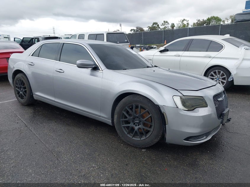 2017 Chrysler 300 Limited