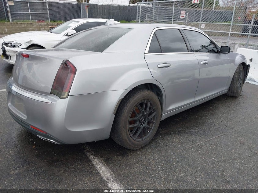2017 Chrysler 300 Limited